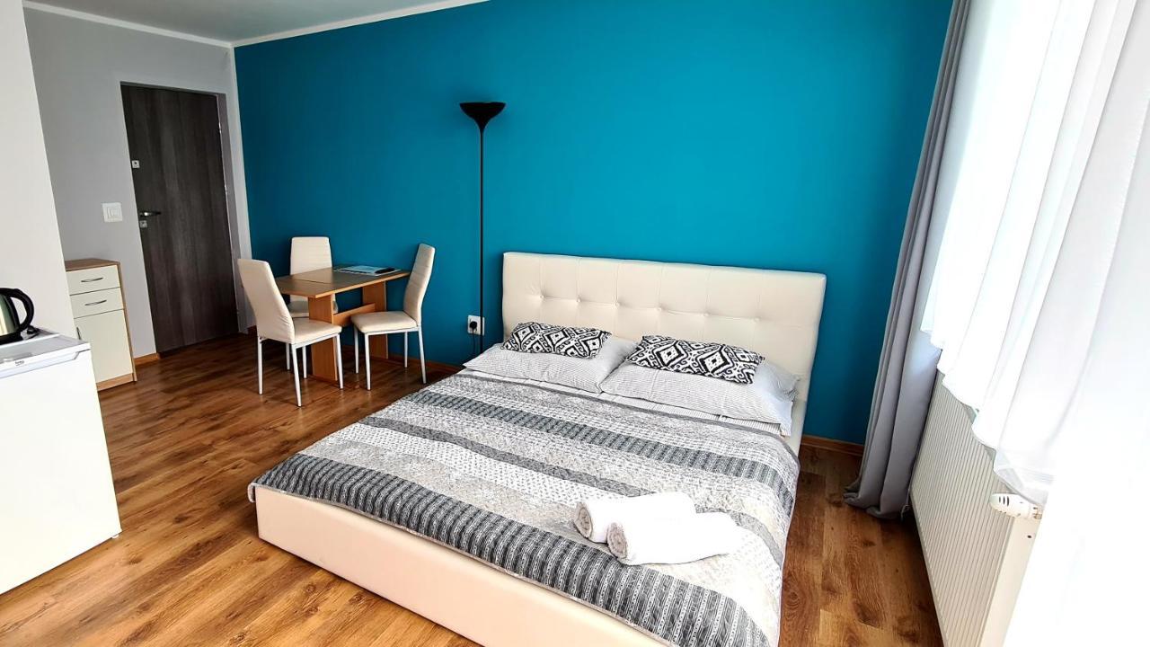 Moris Pokoje Goscinne Łeba Esterno foto